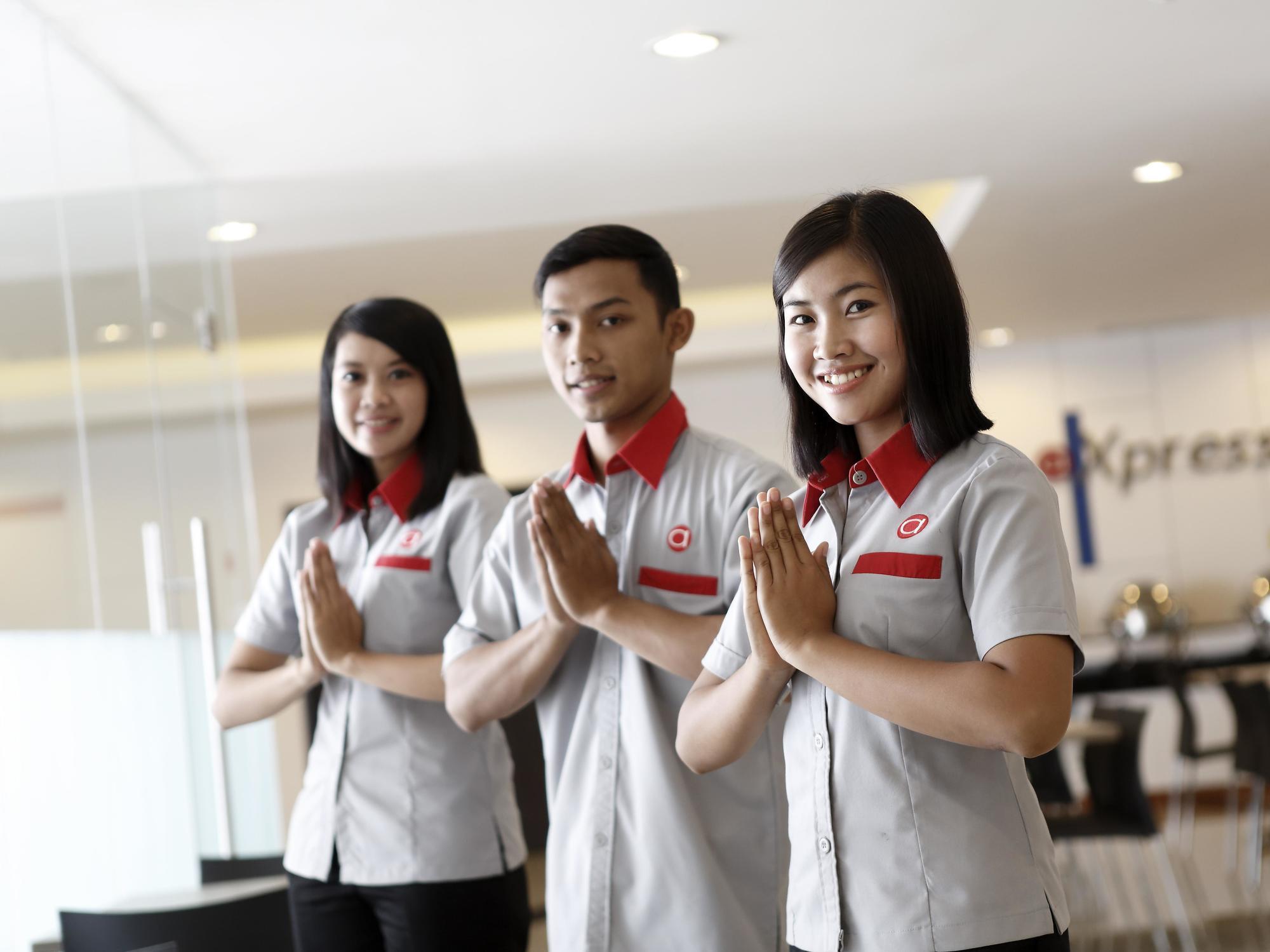 Amaris Hotel Ponorogo Экстерьер фото